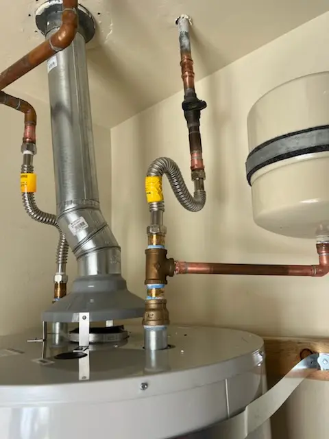 Water heater installation and plumbing repair in Robertsburg